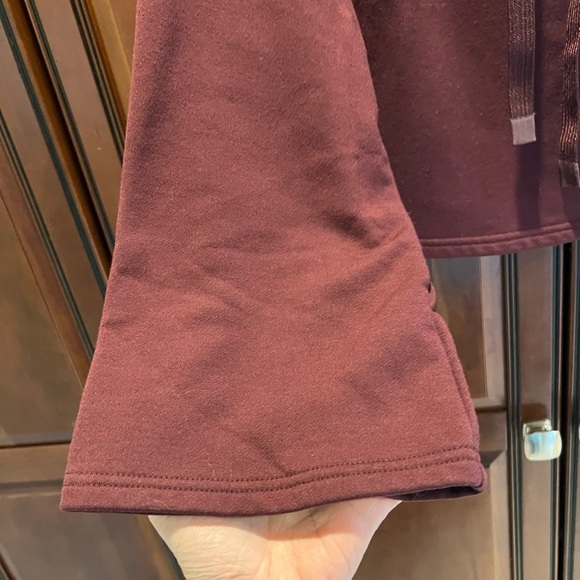 ATHLETA “Steady State” Crop Sweatshirt Hoodie Maroon Oversized - S - Picture 7 of 8